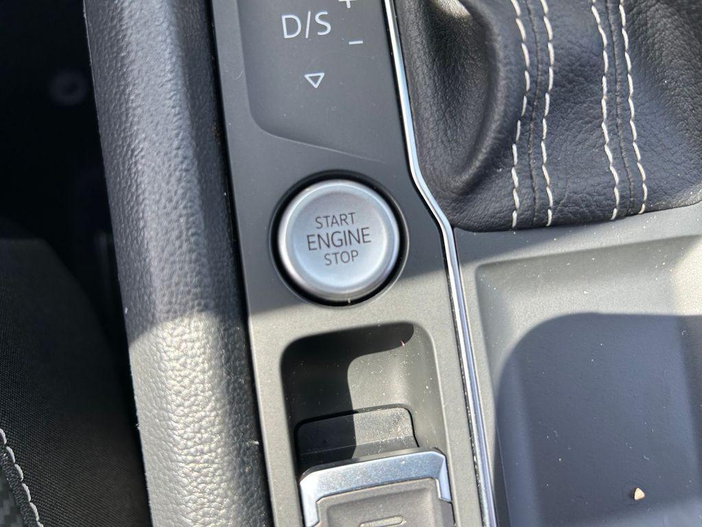used 2022 Volkswagen Atlas Cross Sport car, priced at $25,700
