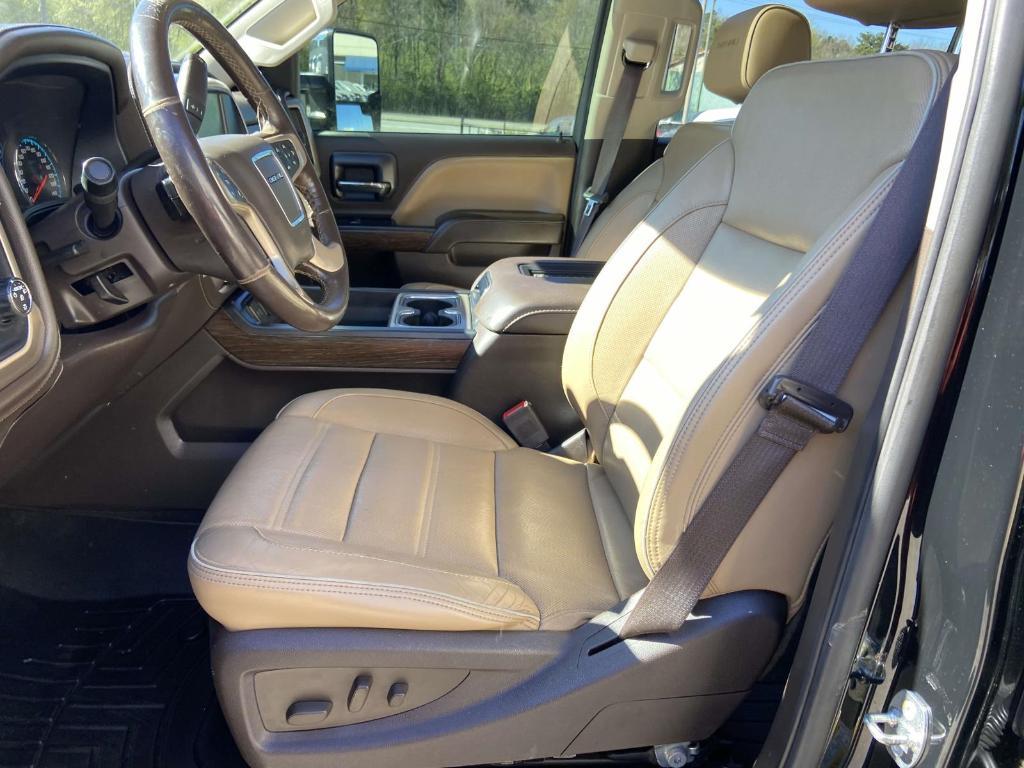 used 2018 GMC Sierra 2500 car, priced at $33,888