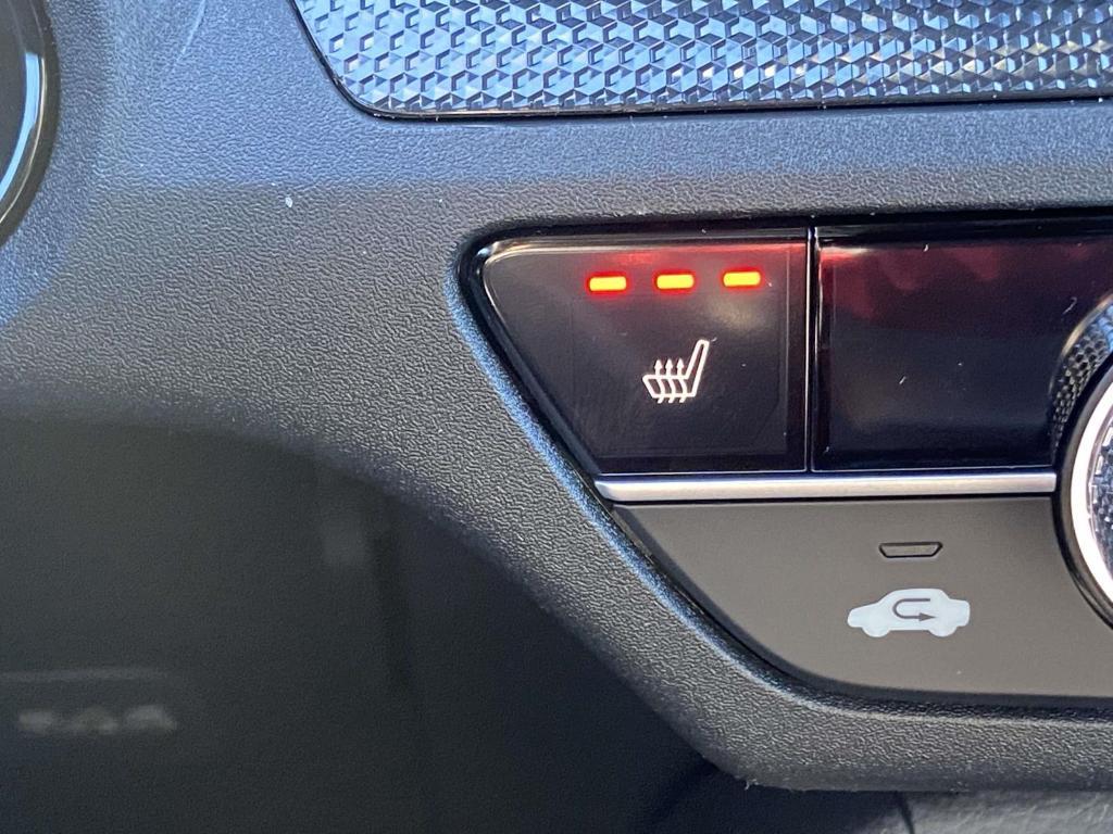 new 2026 Honda CR-V Hybrid car, priced at $38,161