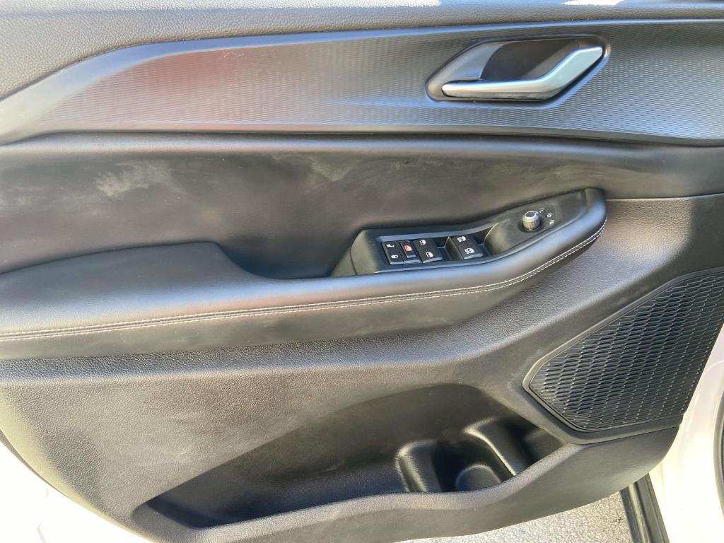 used 2023 Jeep Grand Cherokee L car, priced at $22,000