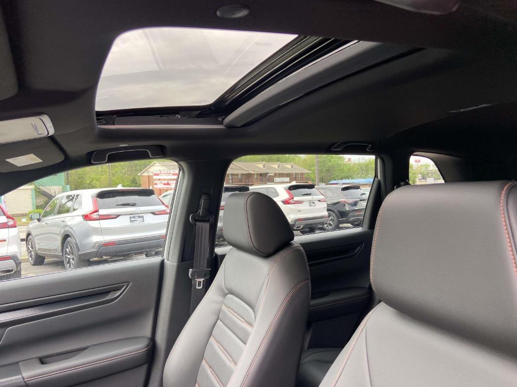 new 2026 Honda CR-V Hybrid car, priced at $38,161