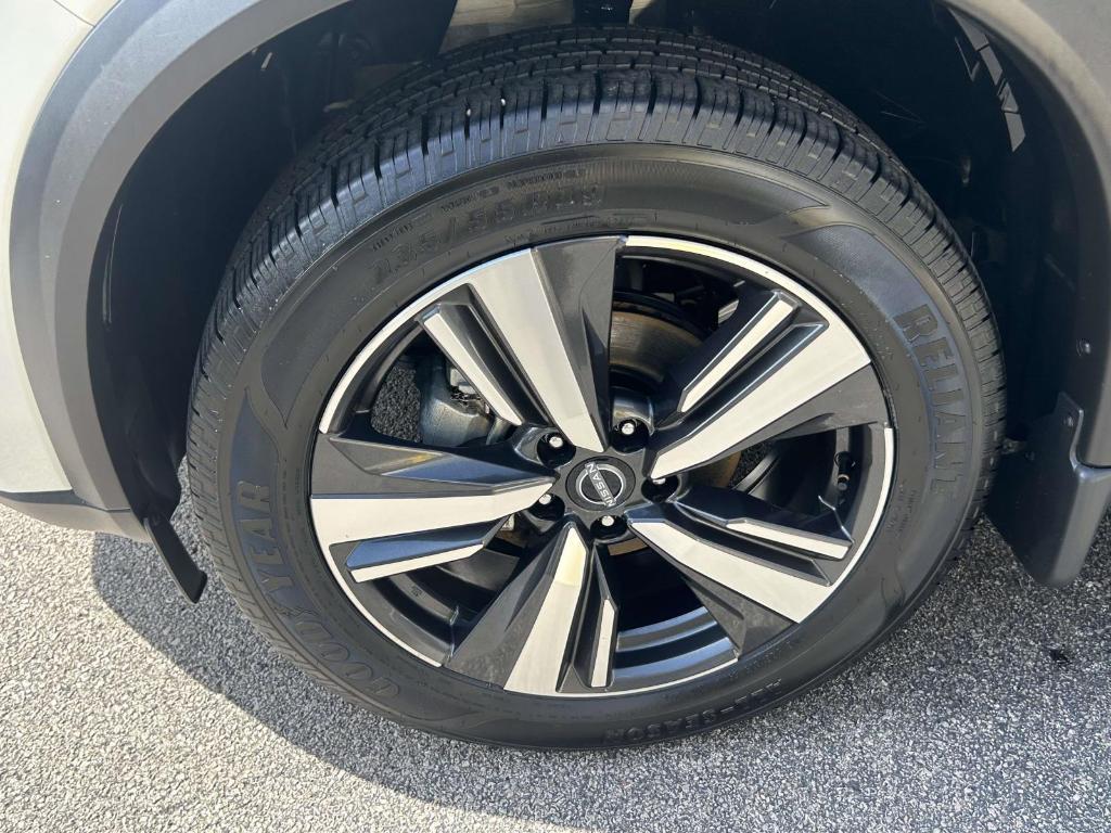 used 2023 Nissan Rogue car, priced at $23,555