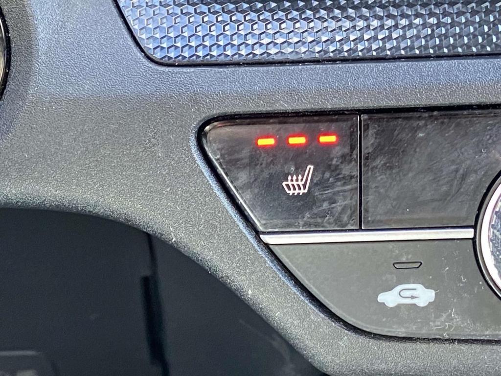 used 2024 Honda CR-V Hybrid car, priced at $31,000