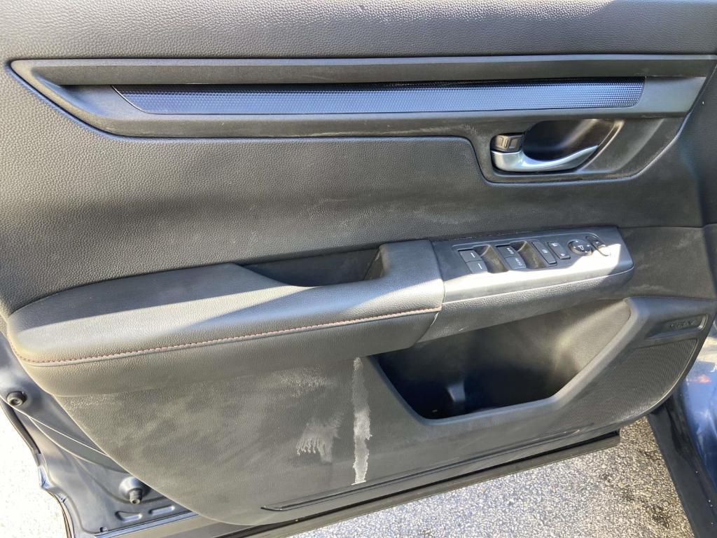 used 2024 Honda CR-V Hybrid car, priced at $31,000