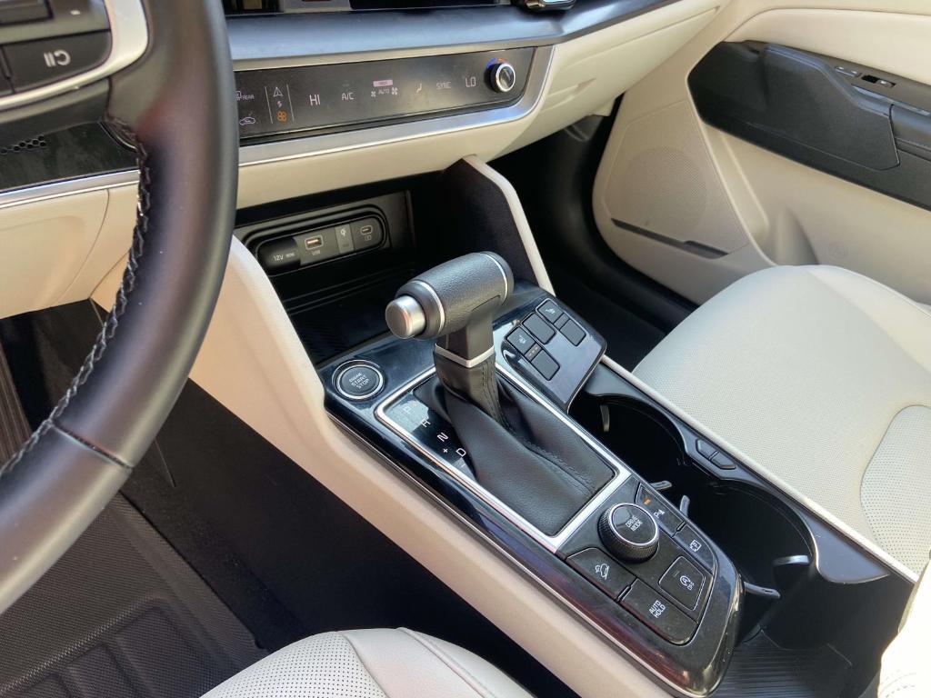 used 2025 Kia Sportage car, priced at $26,888