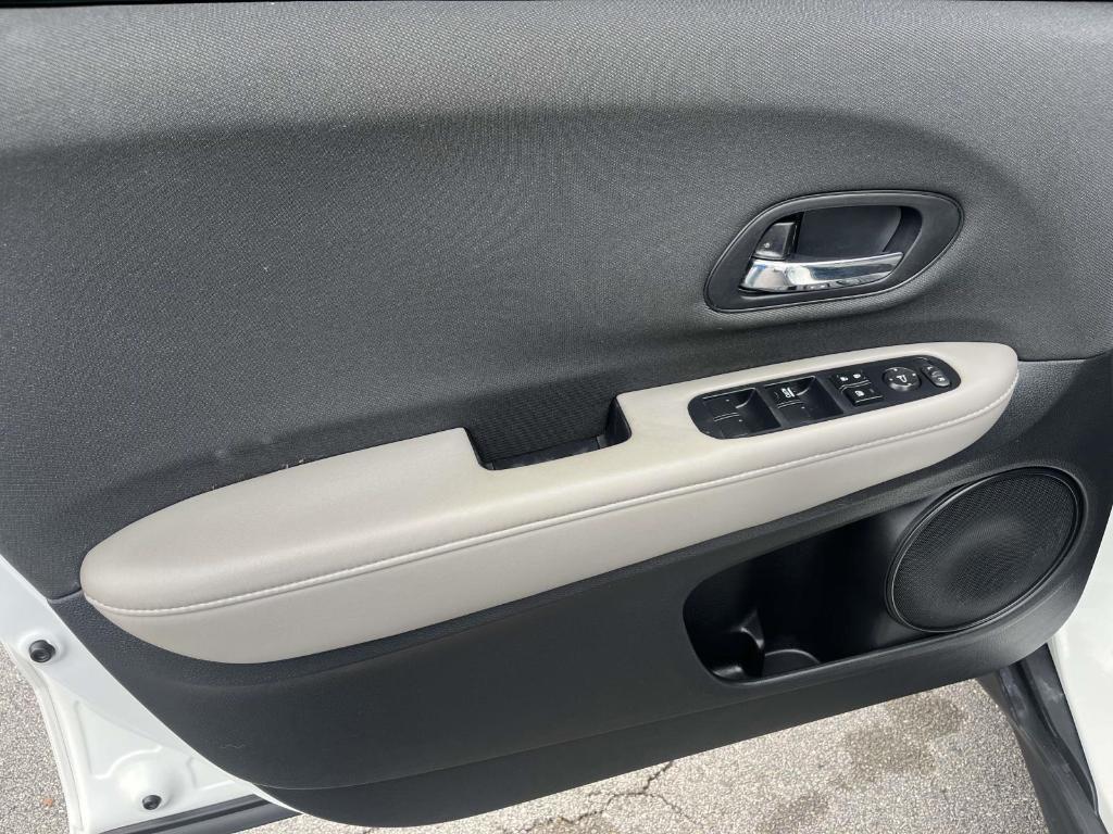 used 2022 Honda HR-V car, priced at $14,888