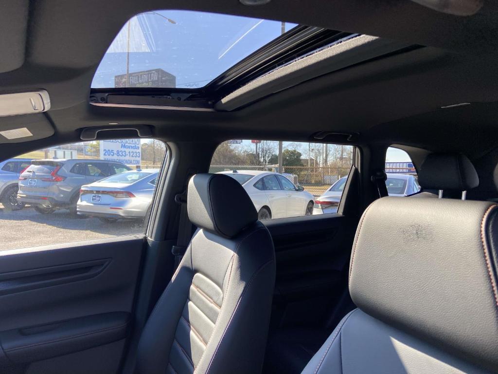 new 2026 Honda CR-V Hybrid car, priced at $38,161