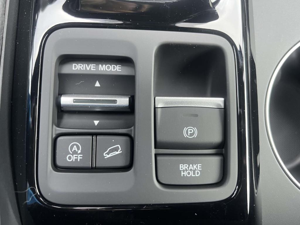 new 2026 Honda Pilot car, priced at $43,127