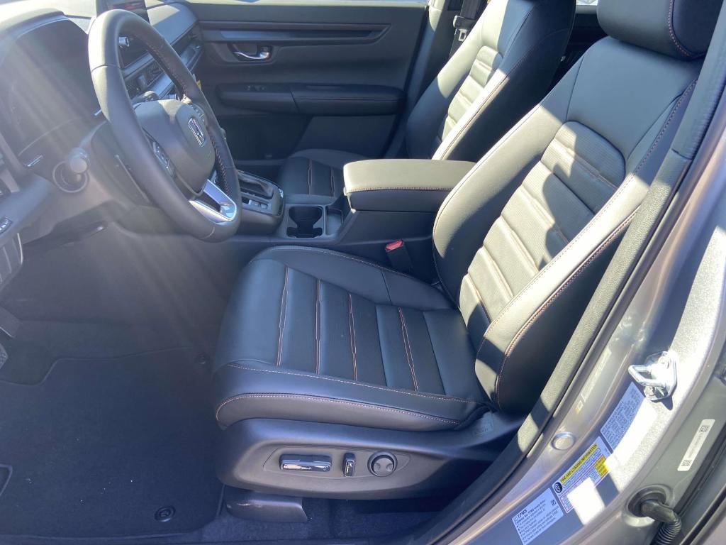 new 2026 Honda CR-V Hybrid car, priced at $38,161