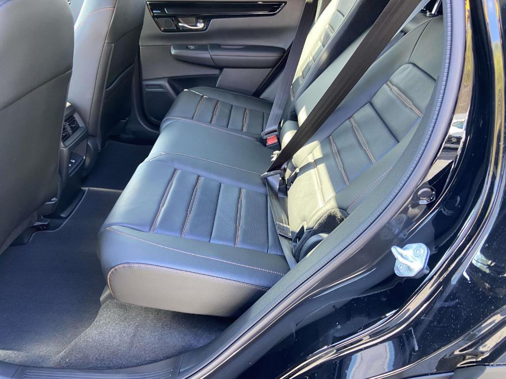 new 2026 Honda CR-V Hybrid car, priced at $40,936