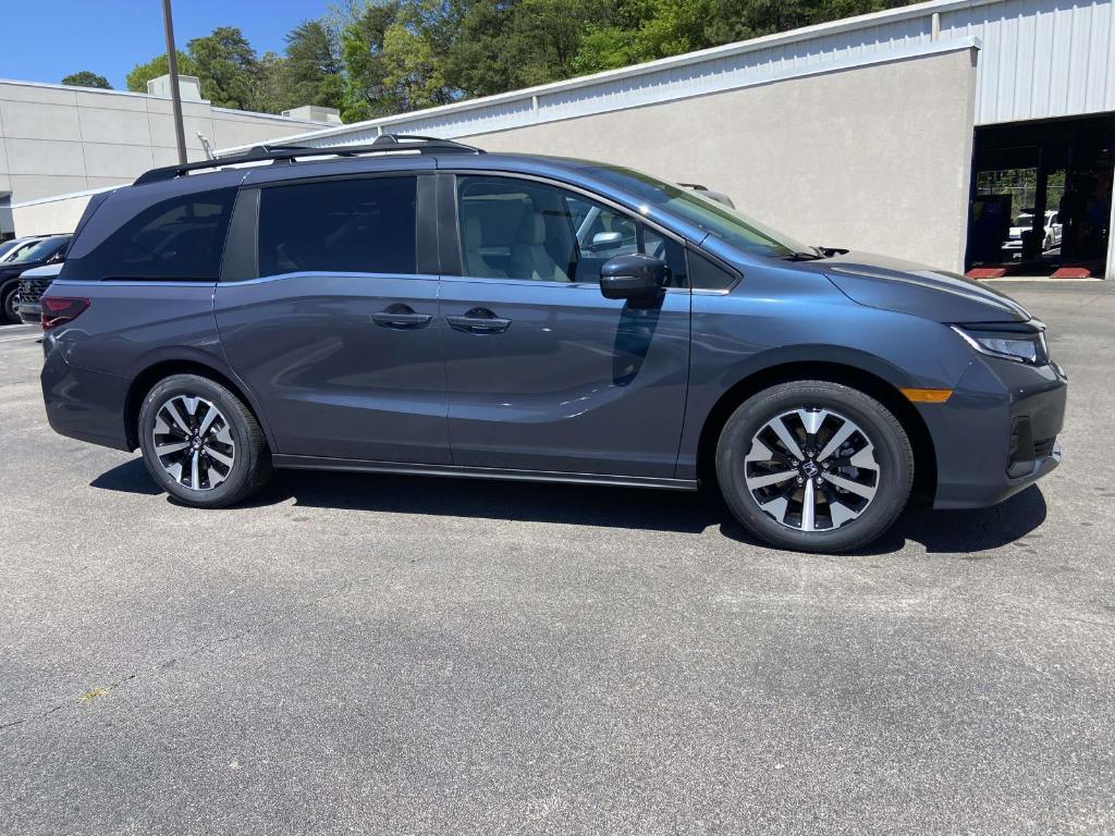 new 2026 Honda Odyssey car, priced at $42,083