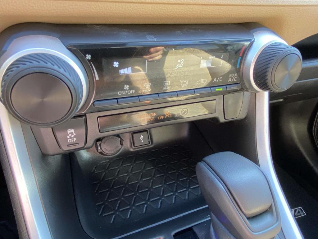 used 2021 Toyota RAV4 car, priced at $21,222