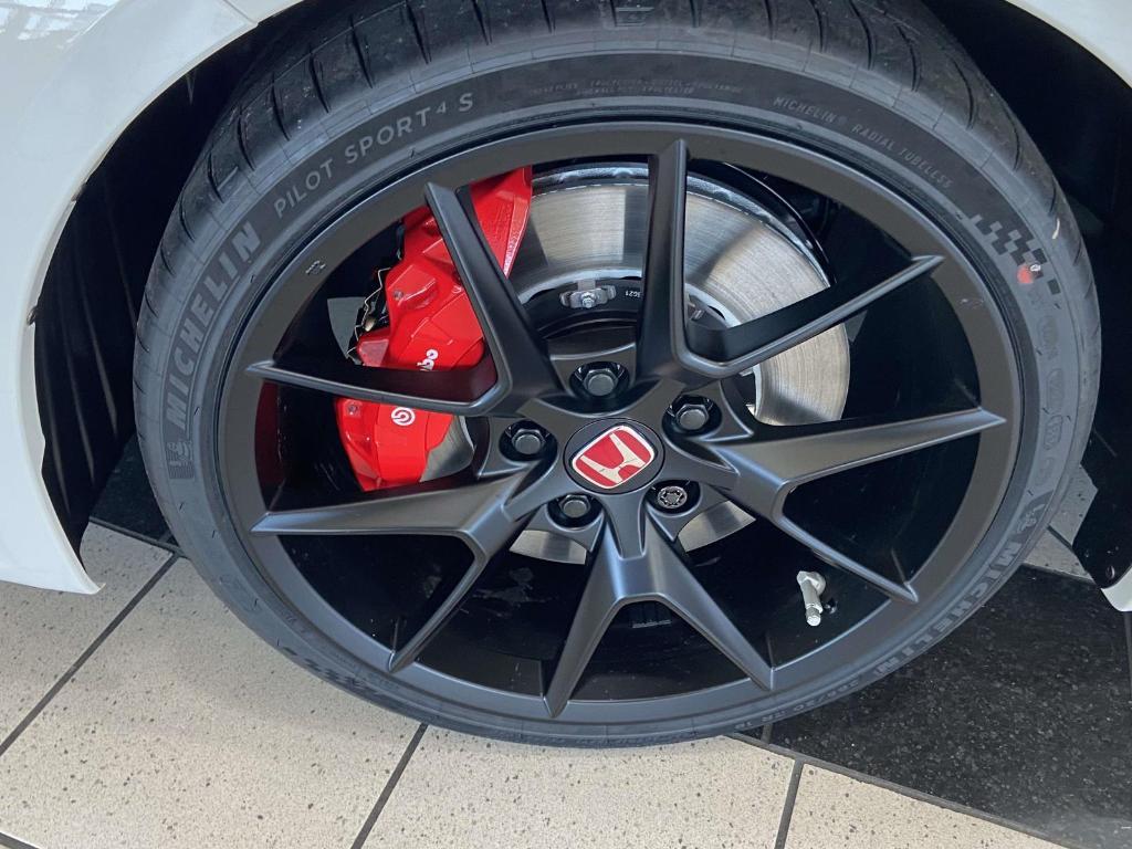 new 2025 Honda Civic Type R car