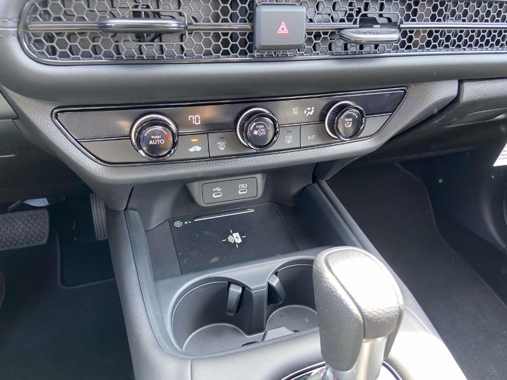 new 2026 Honda HR-V car, priced at $26,837