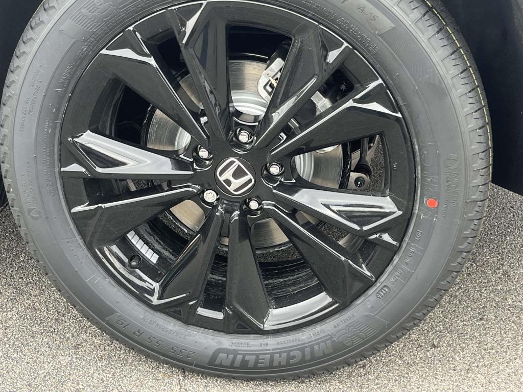 new 2026 Honda CR-V Hybrid car, priced at $41,368