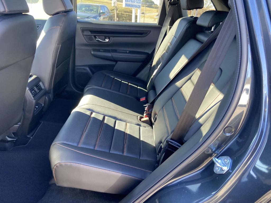 new 2026 Honda CR-V Hybrid car, priced at $38,161