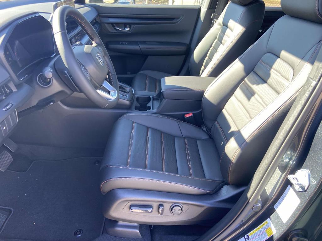 new 2026 Honda CR-V Hybrid car, priced at $38,161