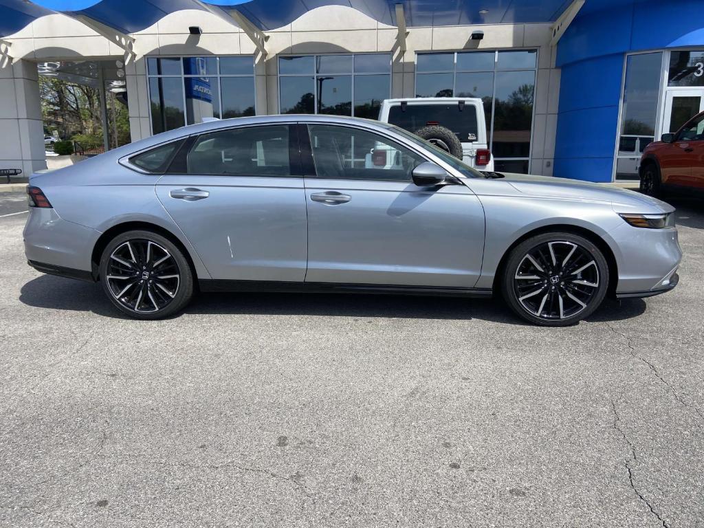 new 2026 Honda Accord Hybrid car, priced at $37,846