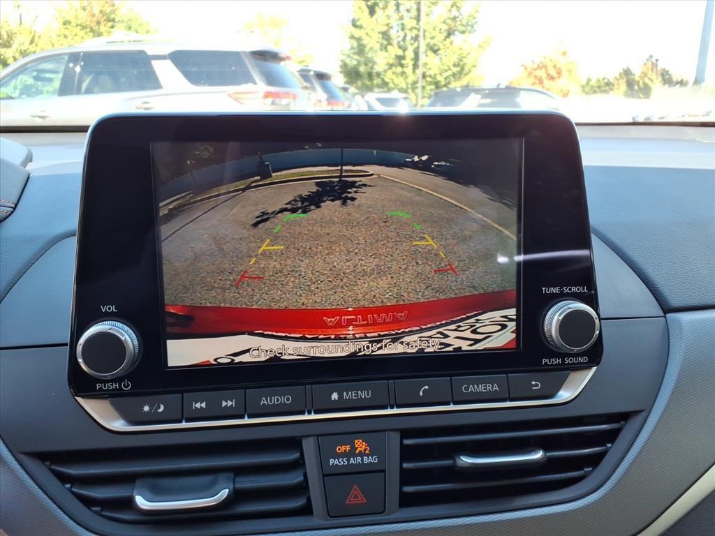 new 2025 Nissan Altima car, priced at $27,401