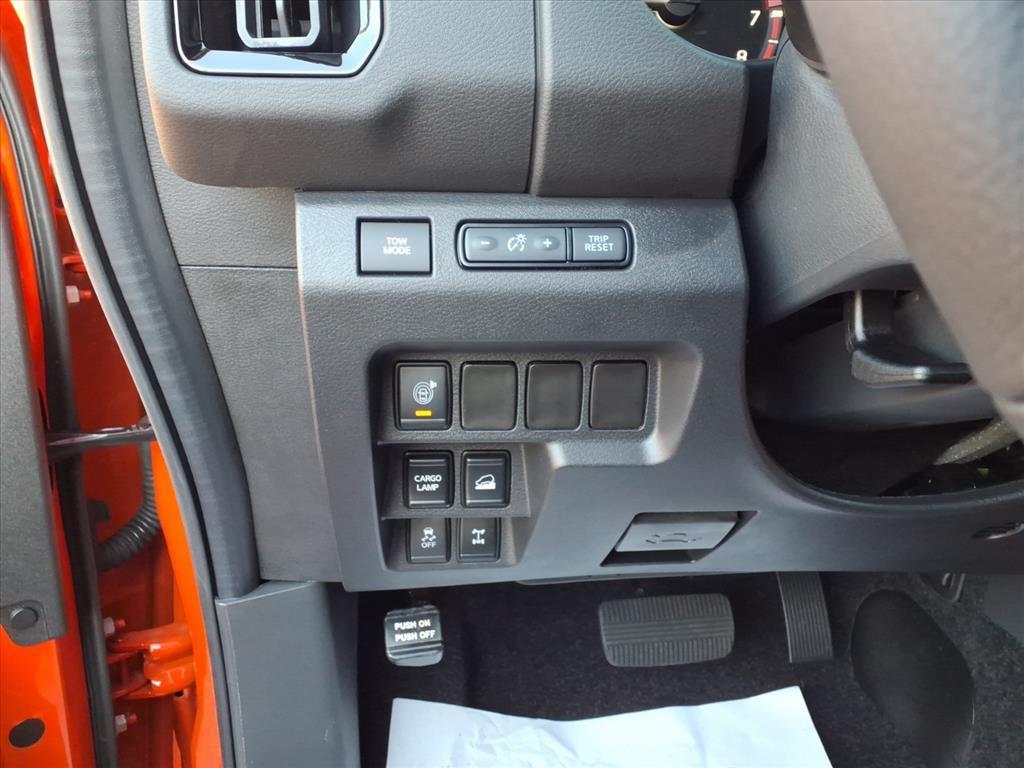 new 2025 Nissan Frontier car, priced at $44,646