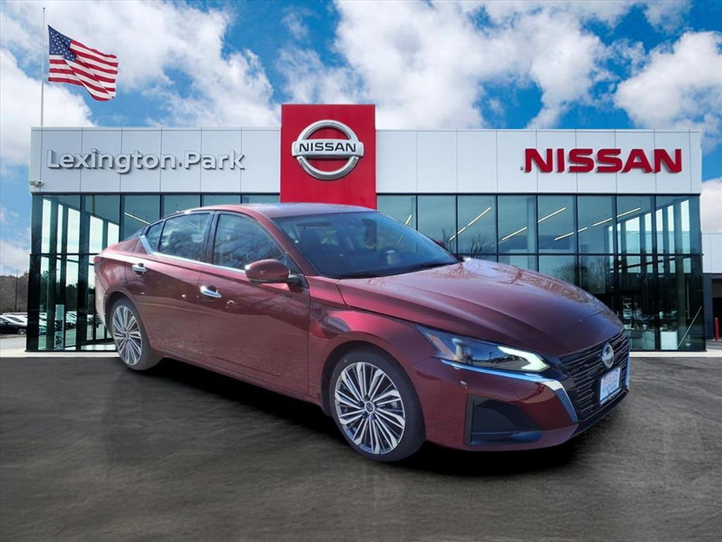 new 2025 Nissan Altima car, priced at $33,197
