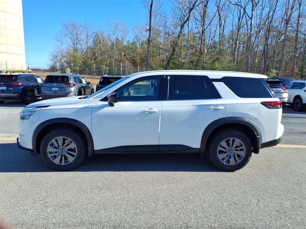 new 2025 Nissan Pathfinder car, priced at $30,281