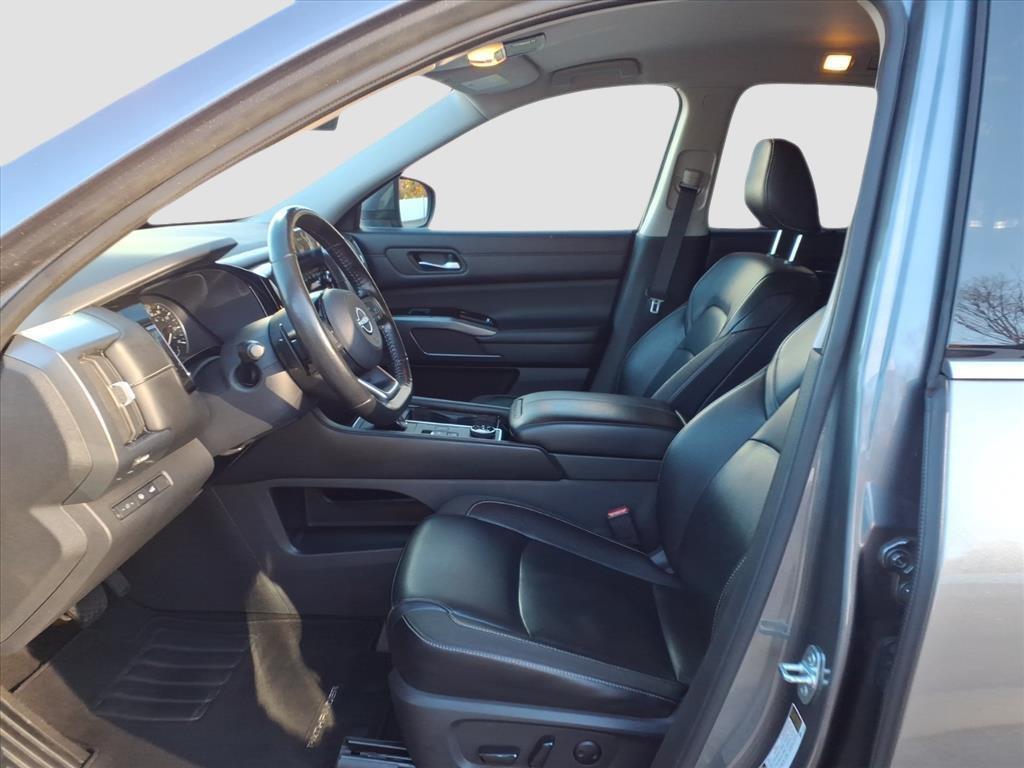 used 2023 Nissan Pathfinder car, priced at $26,641