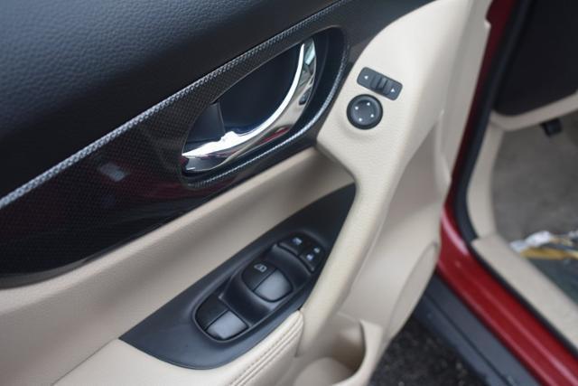 used 2015 Nissan Rogue car, priced at $11,577