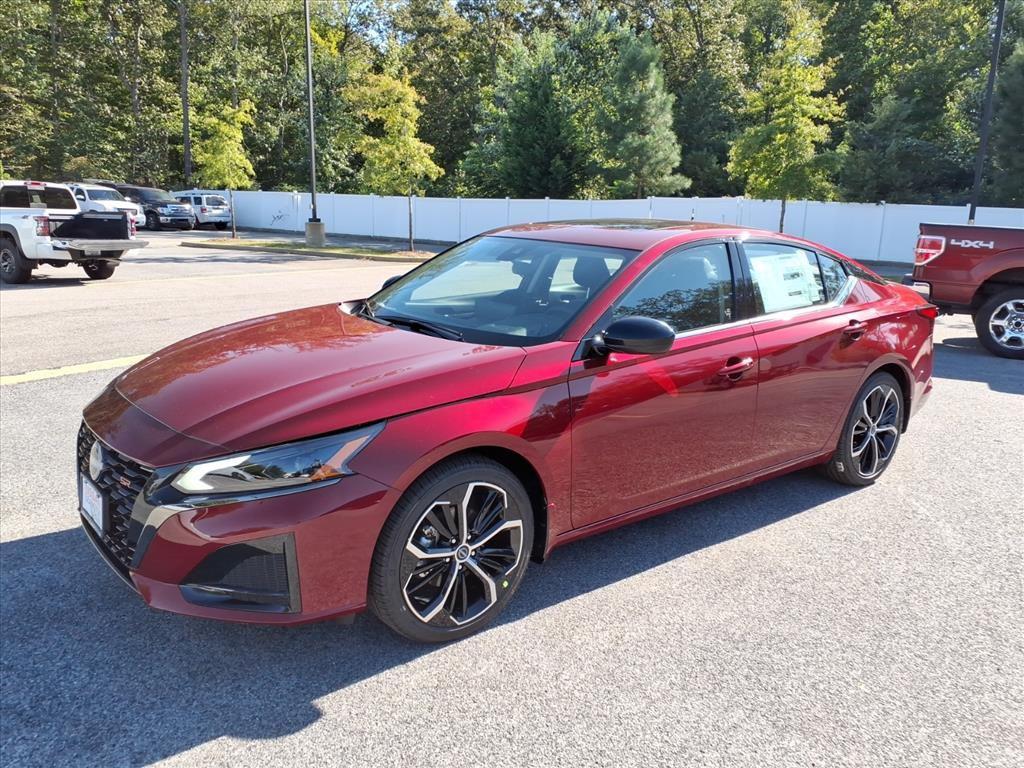 new 2025 Nissan Altima car, priced at $27,688