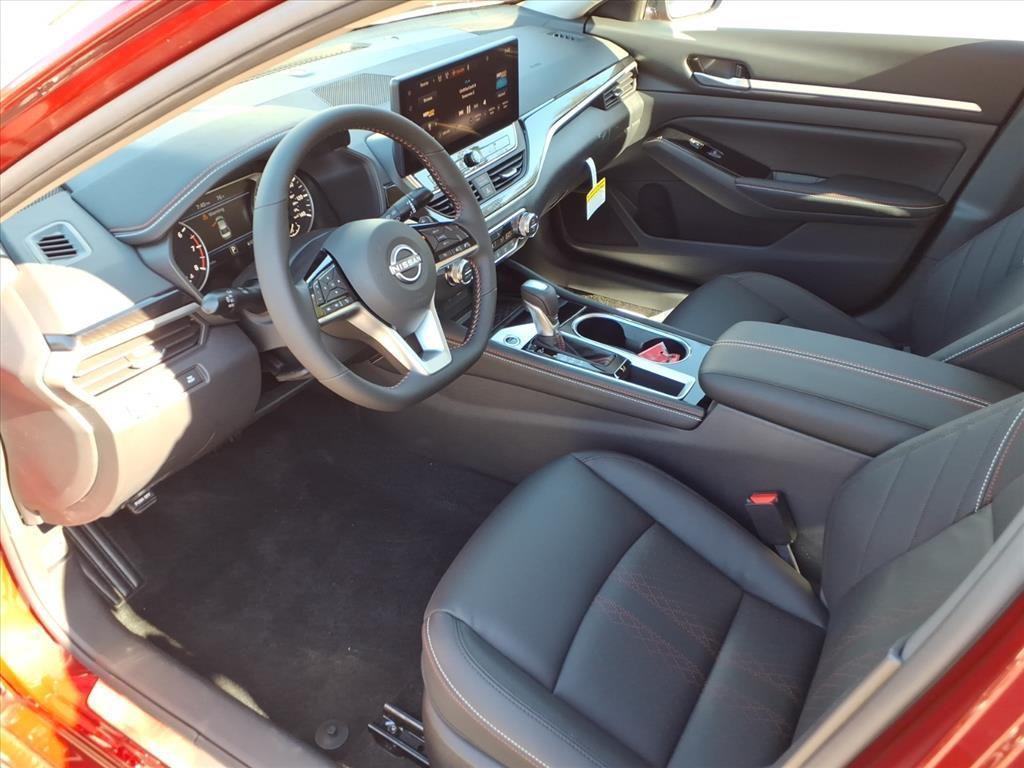 new 2025 Nissan Altima car, priced at $27,688