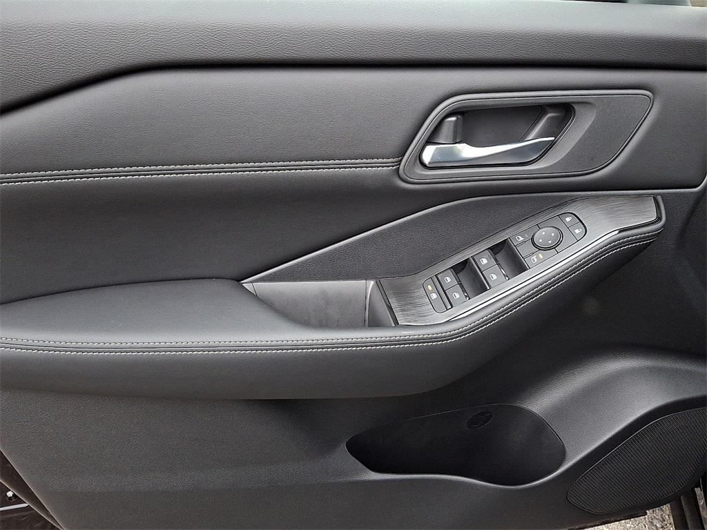 new 2026 Nissan Rogue car, priced at $30,244