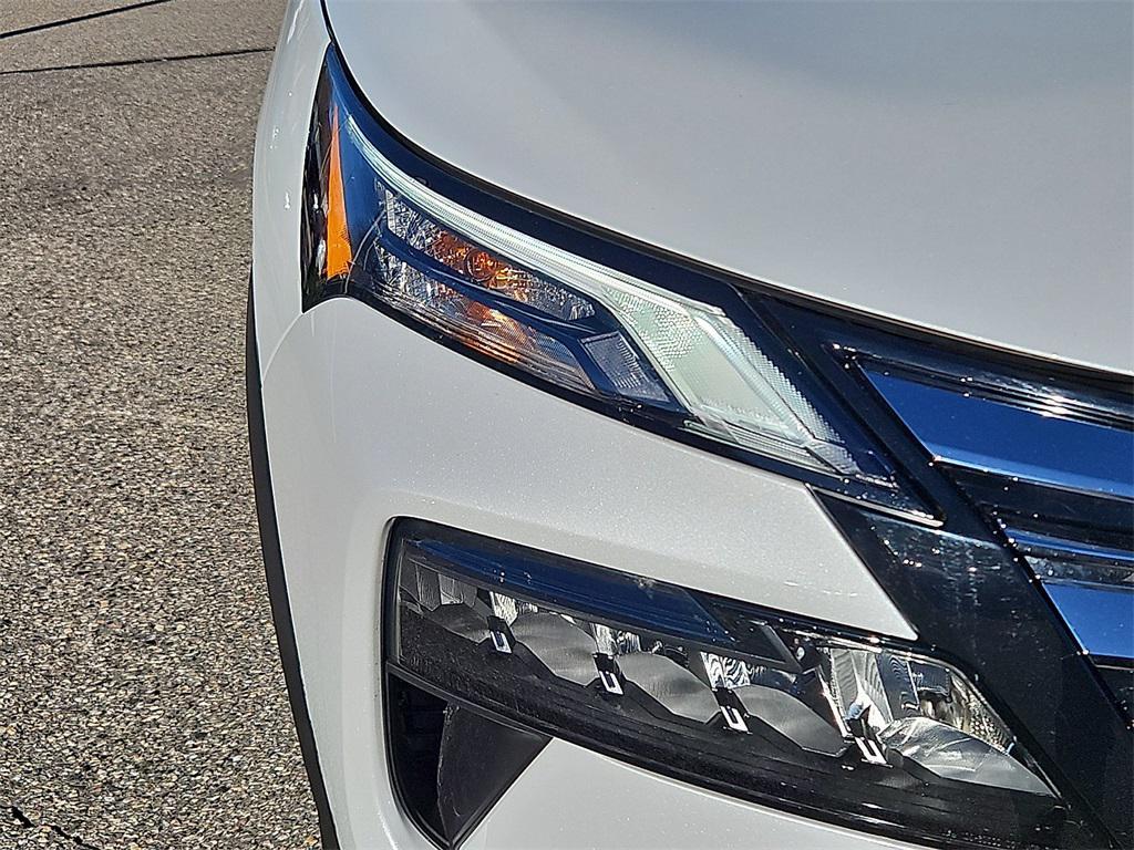 used 2025 Nissan Rogue car, priced at $24,000