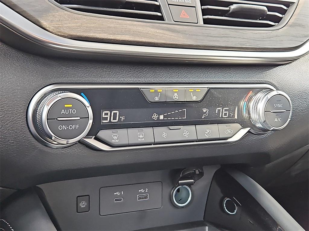 new 2025 Nissan Altima car, priced at $33,065