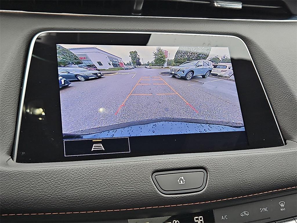 used 2023 Cadillac XT4 car, priced at $28,000