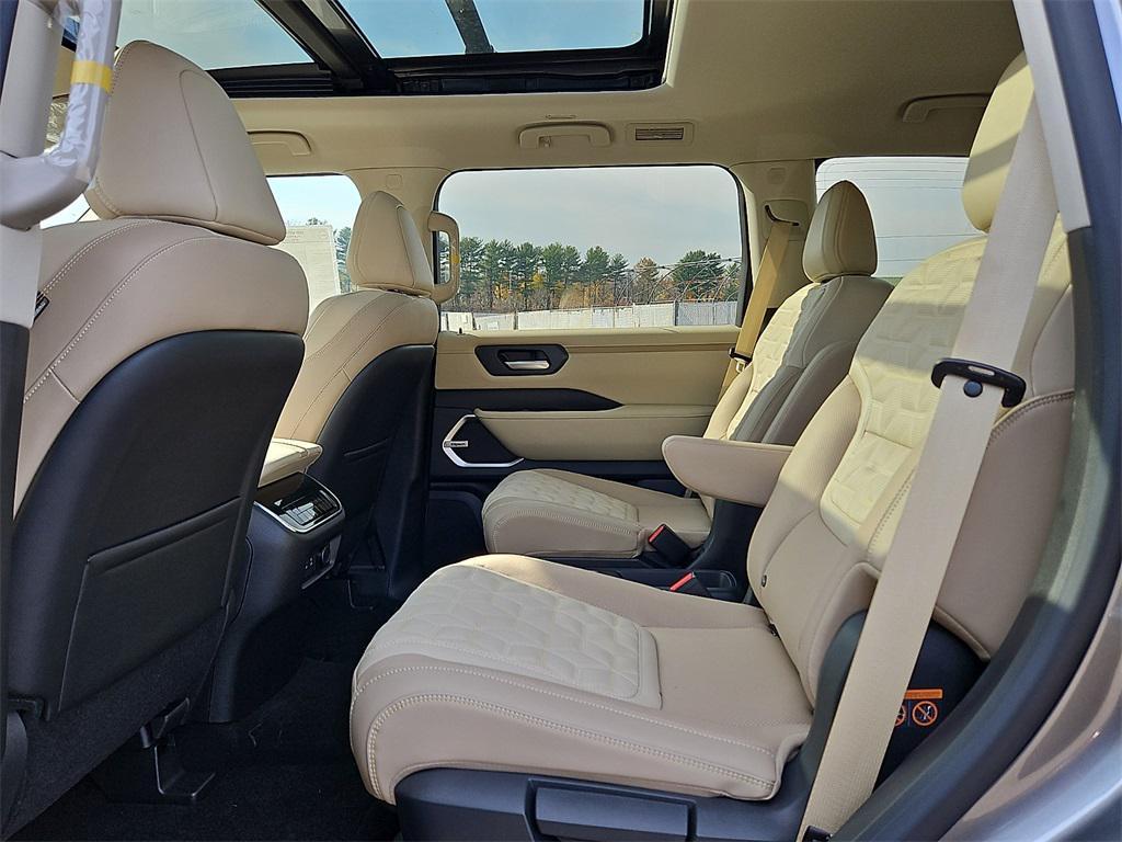 new 2025 Nissan Armada car, priced at $77,925