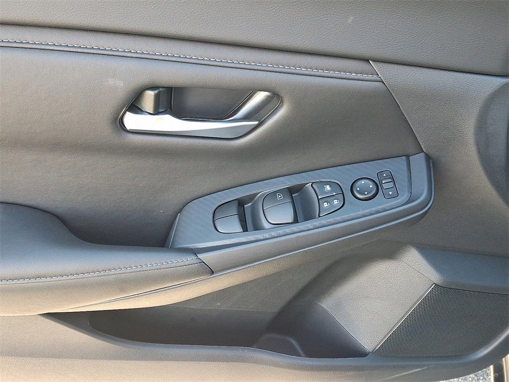 new 2025 Nissan Sentra car, priced at $20,737