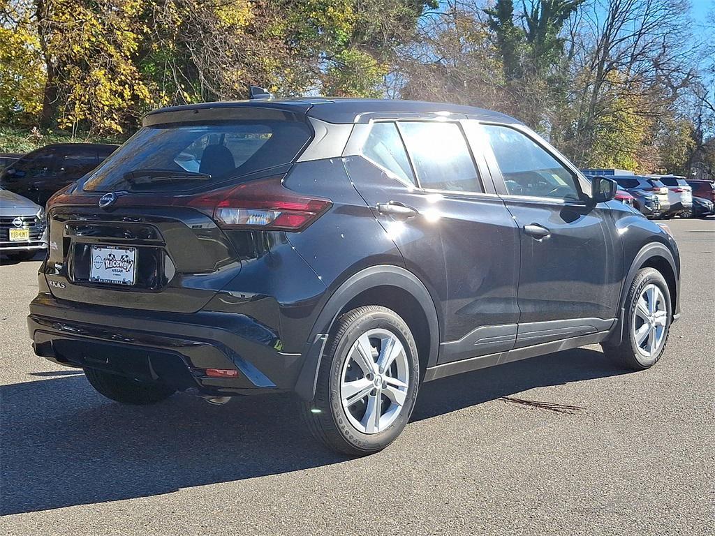 new 2025 Nissan Kicks car, priced at $21,722