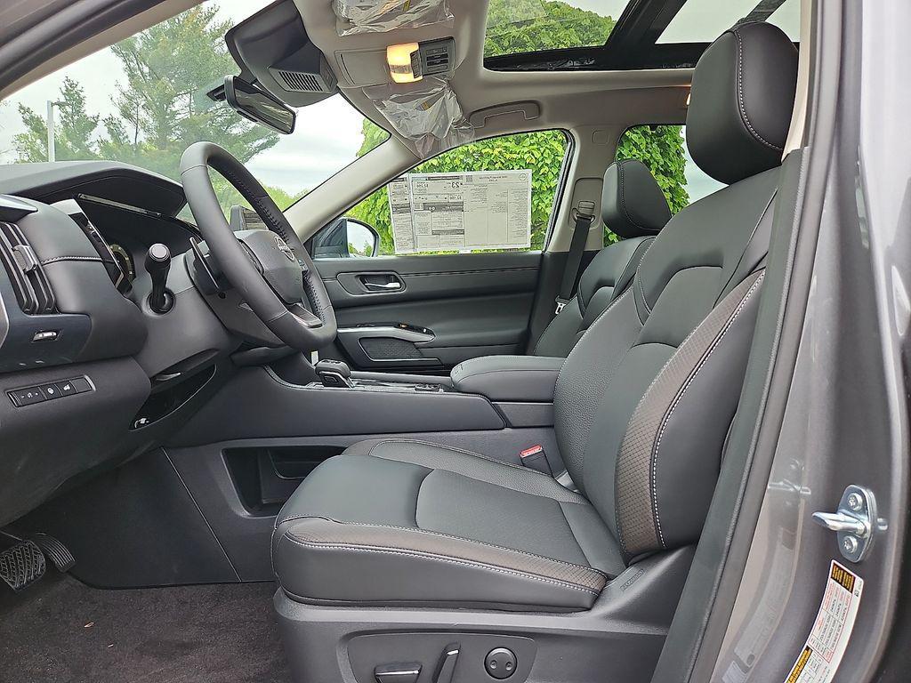 new 2026 Nissan Pathfinder car, priced at $44,665