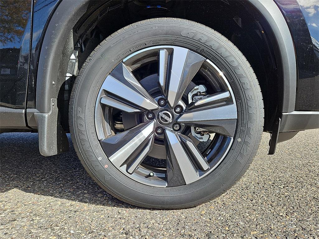 new 2025 Nissan Rogue car, priced at $40,319