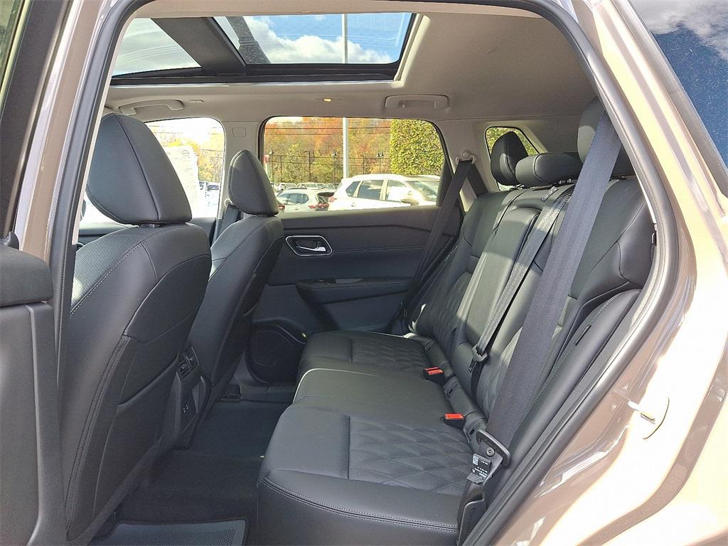 new 2025 Nissan Rogue car, priced at $40,291