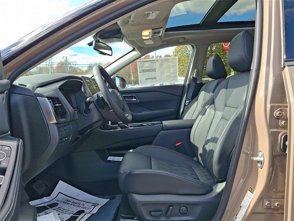 new 2025 Nissan Rogue car, priced at $40,291