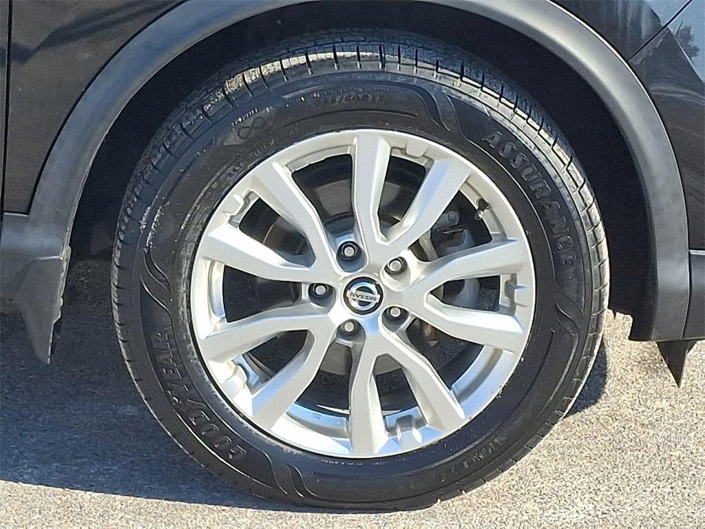 used 2020 Nissan Rogue Sport car, priced at $17,000