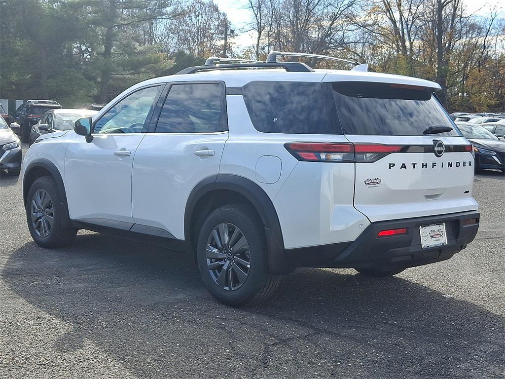 new 2025 Nissan Pathfinder car, priced at $37,112