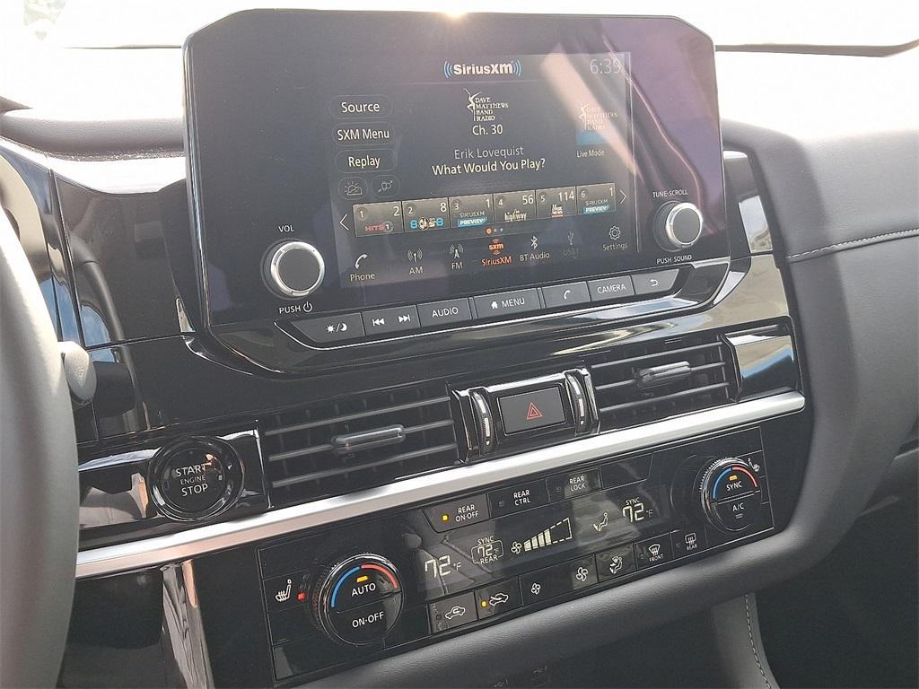 new 2025 Nissan Pathfinder car, priced at $37,112