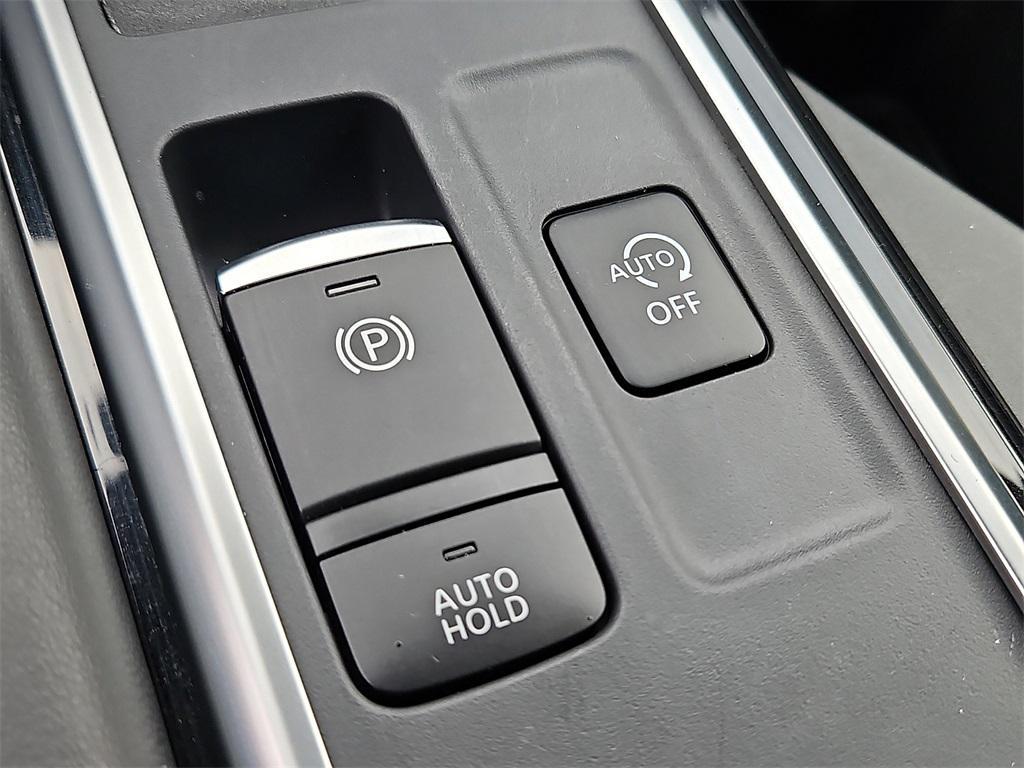 used 2025 Nissan Pathfinder car, priced at $42,500