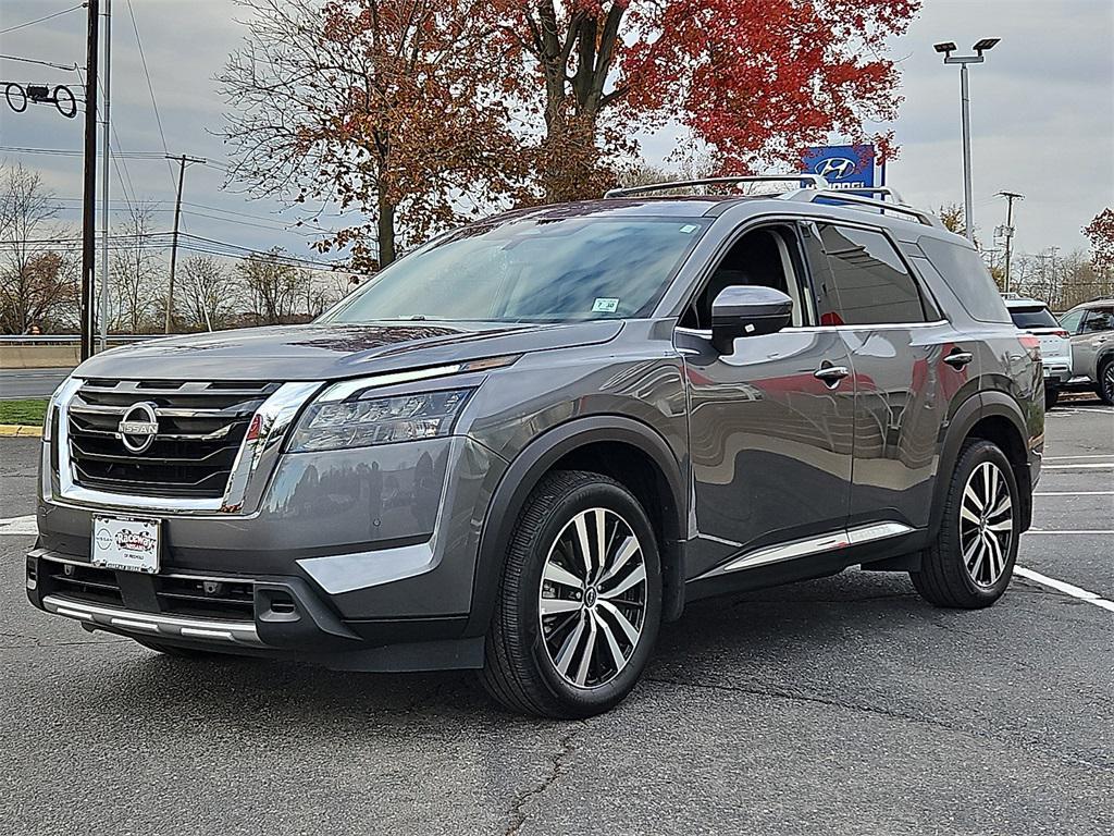used 2025 Nissan Pathfinder car, priced at $42,500