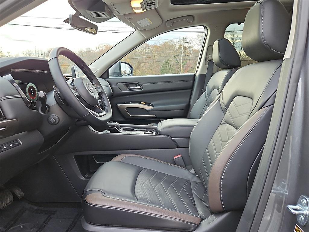 used 2025 Nissan Pathfinder car, priced at $42,500