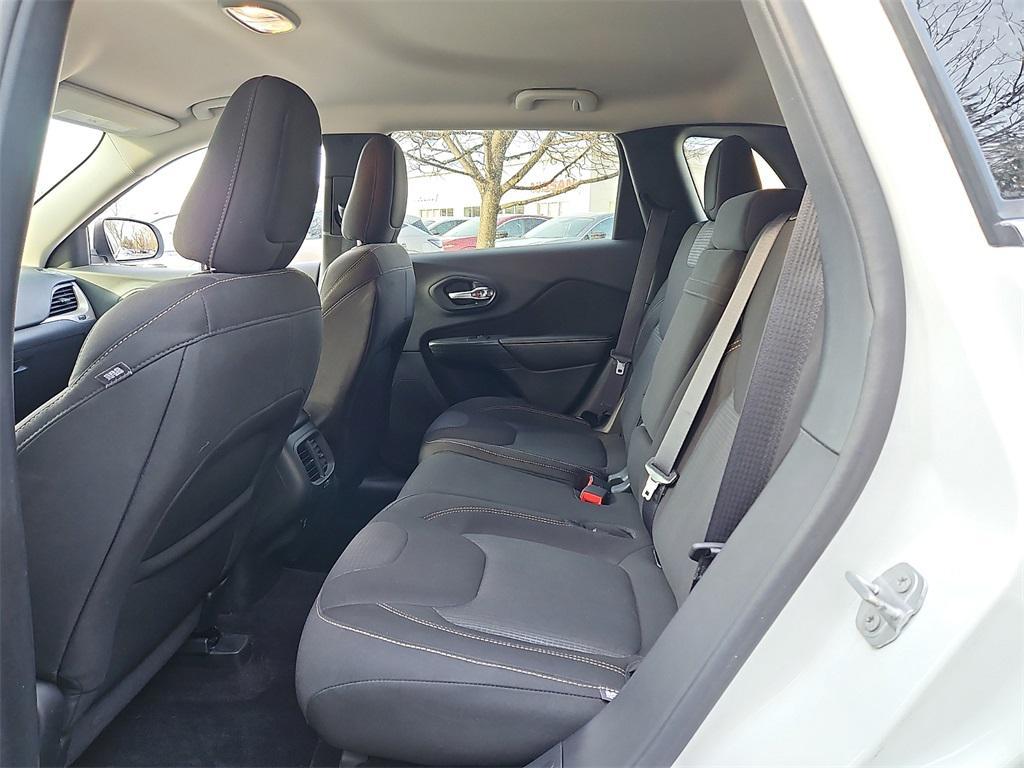 used 2016 Jeep Cherokee car, priced at $9,500