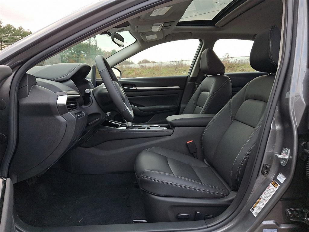 new 2025 Nissan Altima car, priced at $34,528