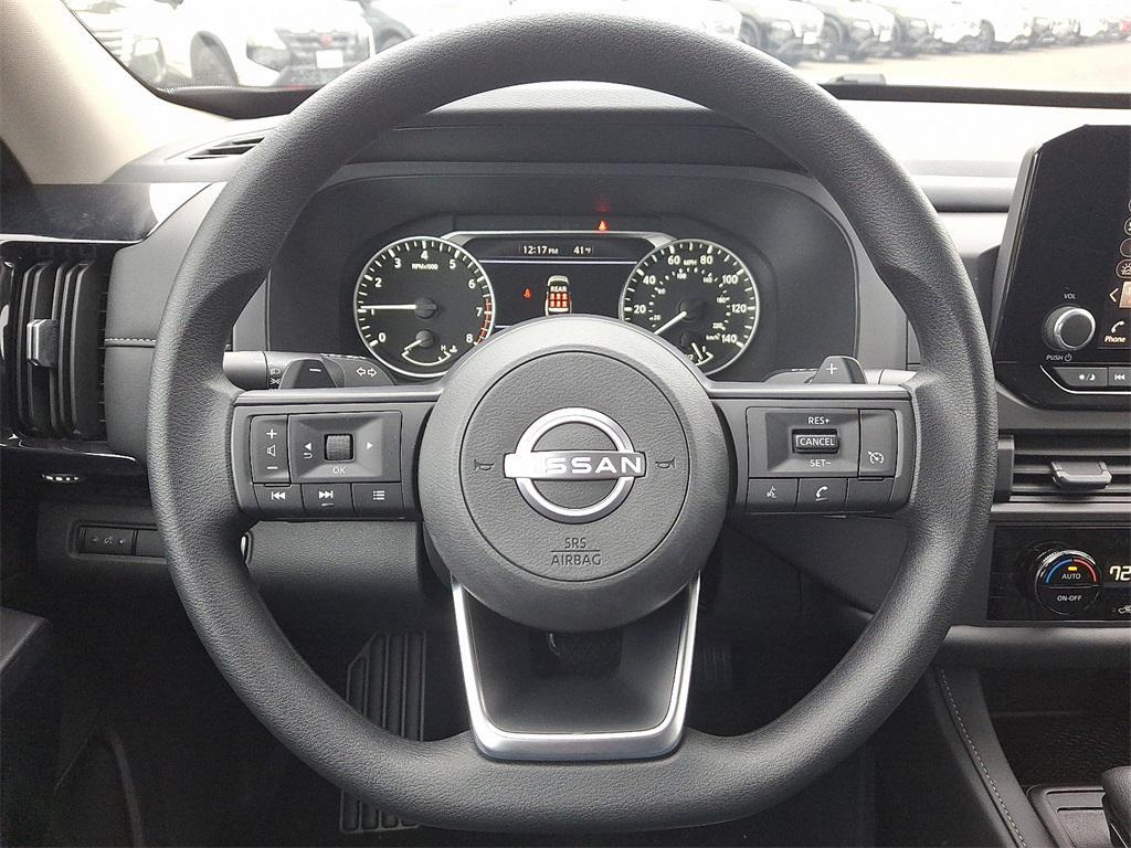 new 2025 Nissan Pathfinder car, priced at $33,068